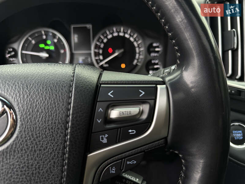 Внедорожник / Кроссовер Toyota Land Cruiser 2020 в Черновцах фото 71 Внедорожник / Кроссовер Toyota Land Cruiser 2020 в Черновцах