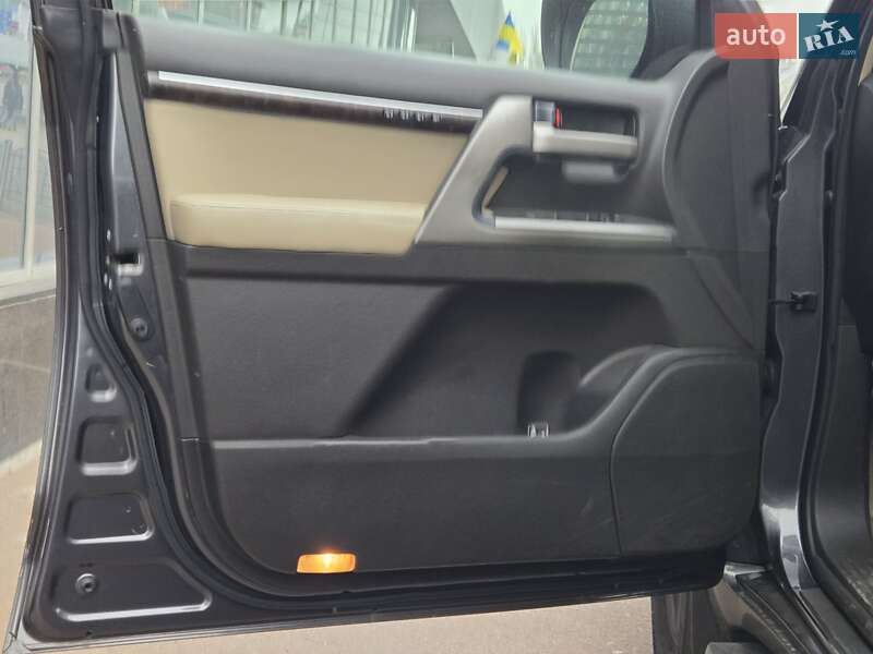 Позашляховик / Кросовер Toyota Land Cruiser 2008 в Києві