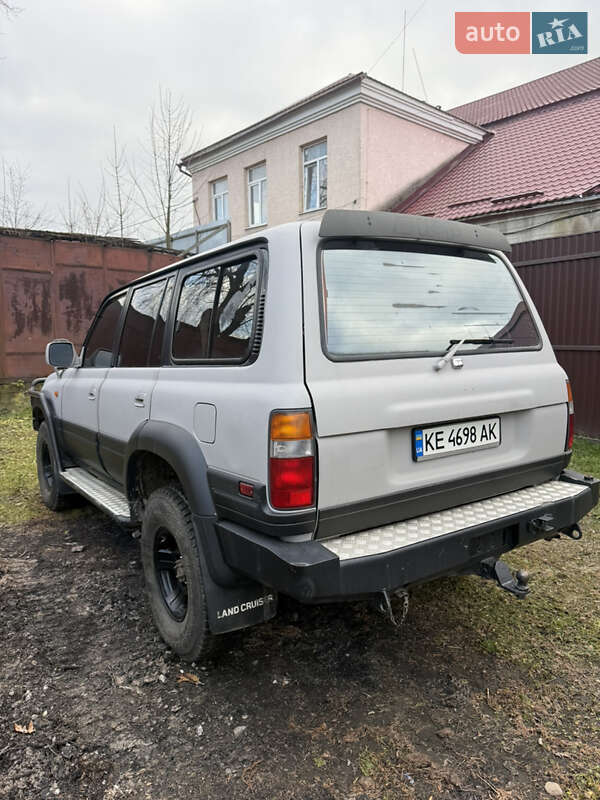 Позашляховик / Кросовер Toyota Land Cruiser 1997 в Лазещині
