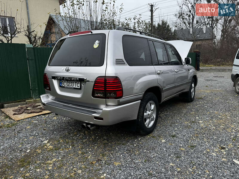 Внедорожник / Кроссовер Toyota Land Cruiser 2003 в Львове