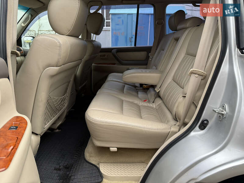 Внедорожник / Кроссовер Toyota Land Cruiser 2006 в Луцке фото 12 Внедорожник / Кроссовер Toyota Land Cruiser 2006 в Луцке