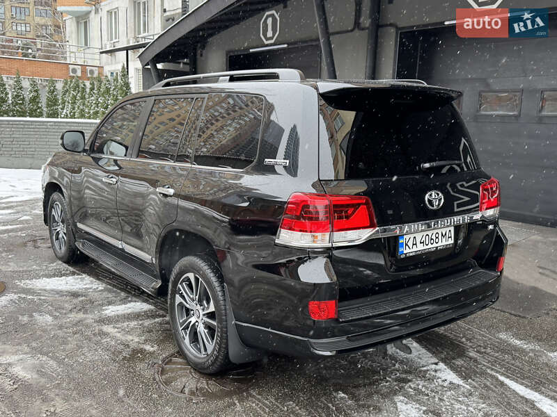 Позашляховик / Кросовер Toyota Land Cruiser 2020 в Києві фото 12 Позашляховик / Кросовер Toyota Land Cruiser 2020 в Києві