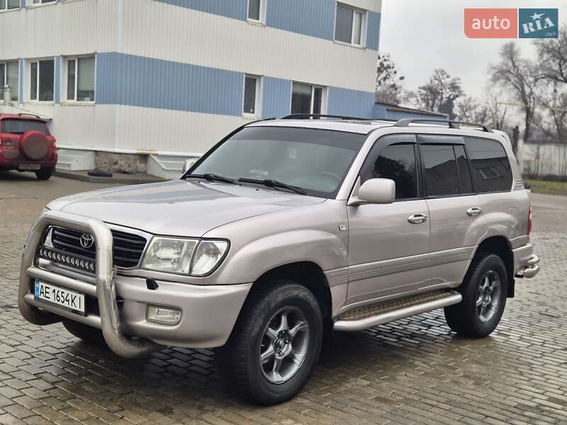 Toyota Land Cruiser 2002