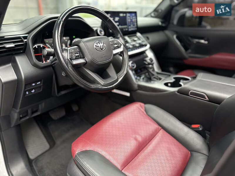 Позашляховик / Кросовер Toyota Land Cruiser 2021 в Києві фото 11 Позашляховик / Кросовер Toyota Land Cruiser 2021 в Києві