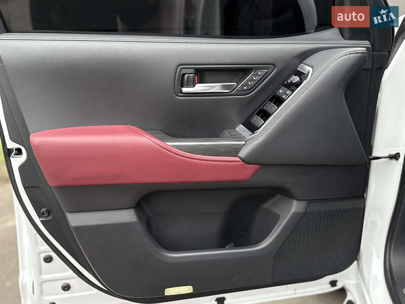 Позашляховик / Кросовер Toyota Land Cruiser 2021 в Києві фото 14 Позашляховик / Кросовер Toyota Land Cruiser 2021 в Києві