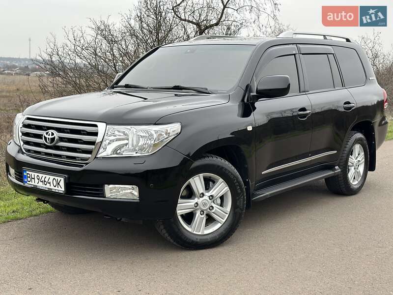 Позашляховик / Кросовер Toyota Land Cruiser 2011 в Одесі