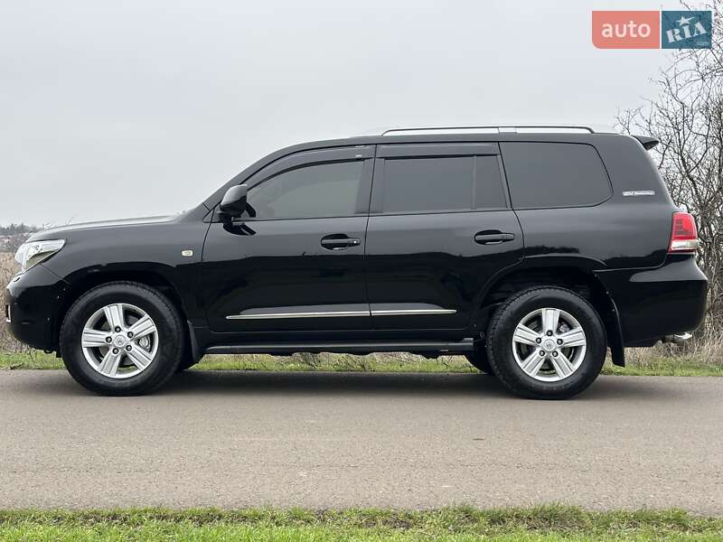 Позашляховик / Кросовер Toyota Land Cruiser 2011 в Одесі