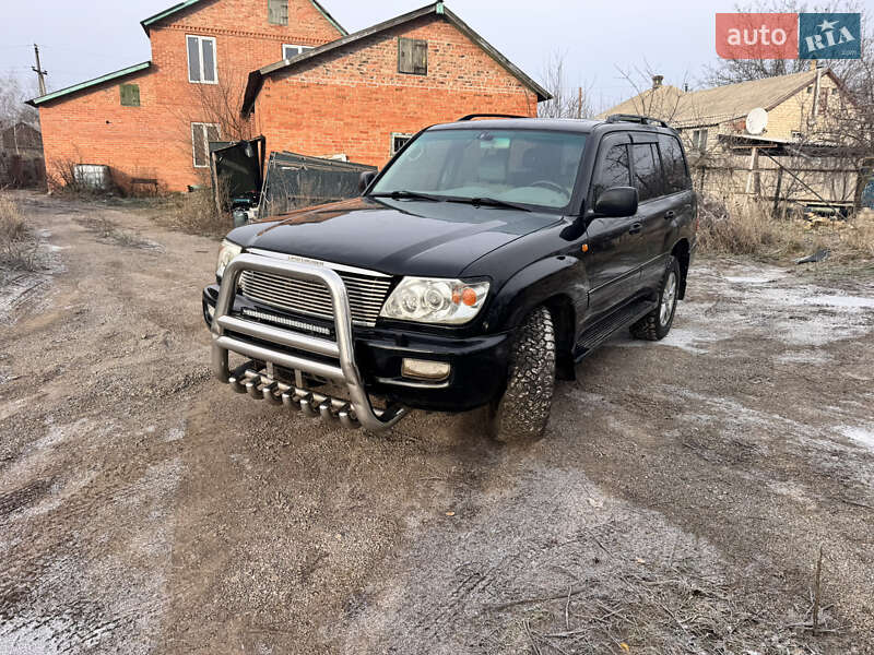Toyota Land Cruiser 2004