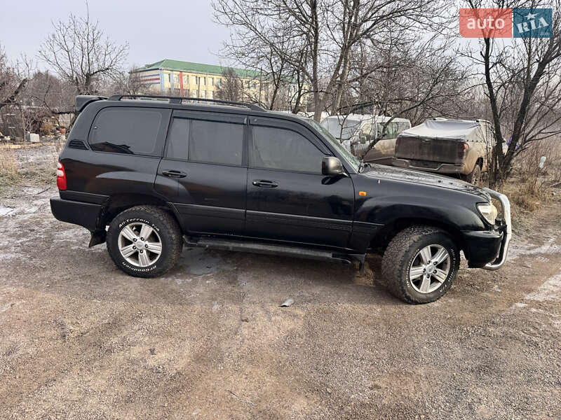 Внедорожник / Кроссовер Toyota Land Cruiser 2004 в Киеве