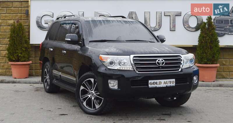Toyota Land Cruiser 2012