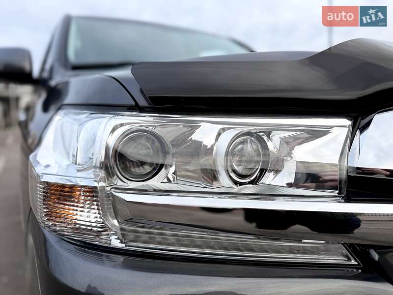 Внедорожник / Кроссовер Toyota Land Cruiser 2020 в Киеве