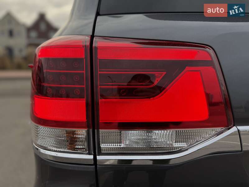 Внедорожник / Кроссовер Toyota Land Cruiser 2020 в Киеве