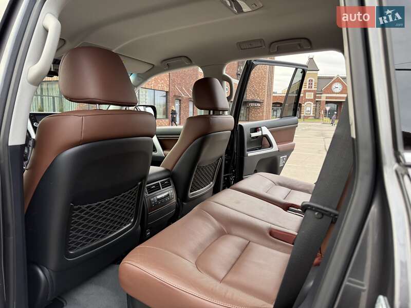 Внедорожник / Кроссовер Toyota Land Cruiser 2020 в Киеве