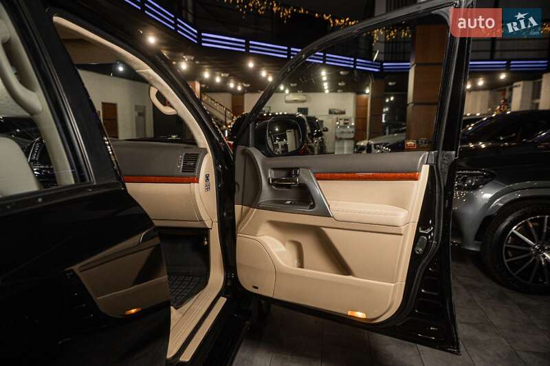 Позашляховик / Кросовер Toyota Land Cruiser 2012 в Одесі фото 48 Позашляховик / Кросовер Toyota Land Cruiser 2012 в Одесі