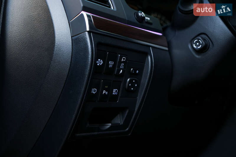 Внедорожник / Кроссовер Toyota Land Cruiser 2020 в Киеве фото 18 Внедорожник / Кроссовер Toyota Land Cruiser 2020 в Киеве