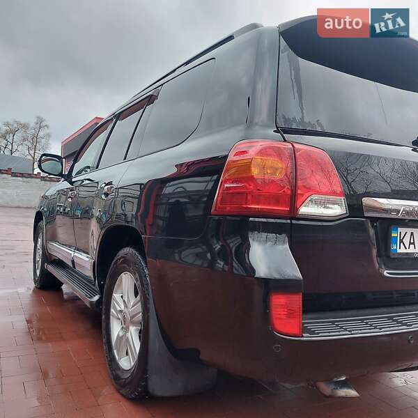 Позашляховик / Кросовер Toyota Land Cruiser 2012 в Рівному фото 12 Позашляховик / Кросовер Toyota Land Cruiser 2012 в Рівному