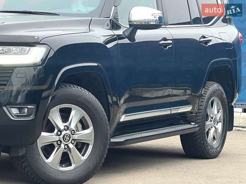 Внедорожник / Кроссовер Toyota Land Cruiser 2021 в Киеве