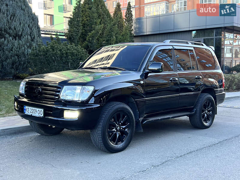 Toyota Land Cruiser 2004