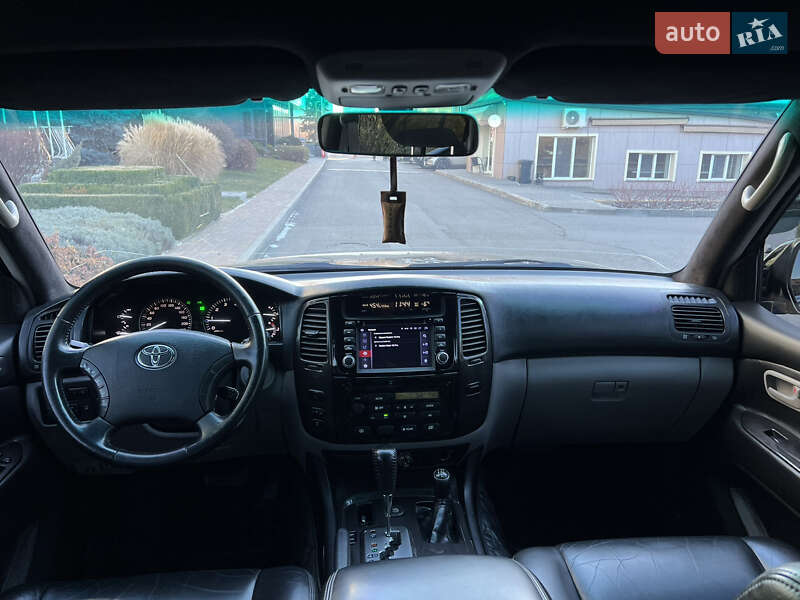 Позашляховик / Кросовер Toyota Land Cruiser 2004 в Дніпрі фото 27 Позашляховик / Кросовер Toyota Land Cruiser 2004 в Дніпрі