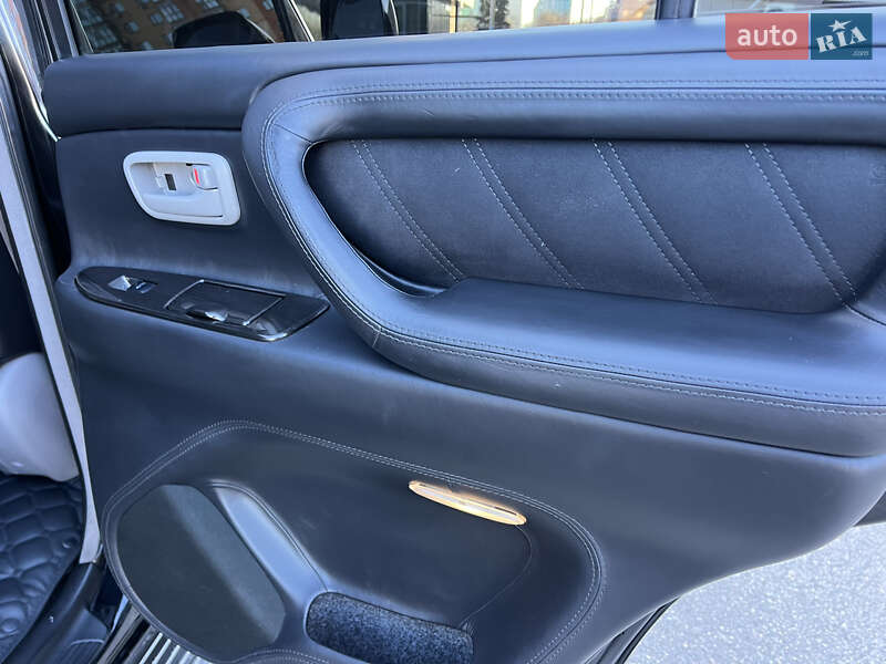 Позашляховик / Кросовер Toyota Land Cruiser 2004 в Дніпрі фото 30 Позашляховик / Кросовер Toyota Land Cruiser 2004 в Дніпрі