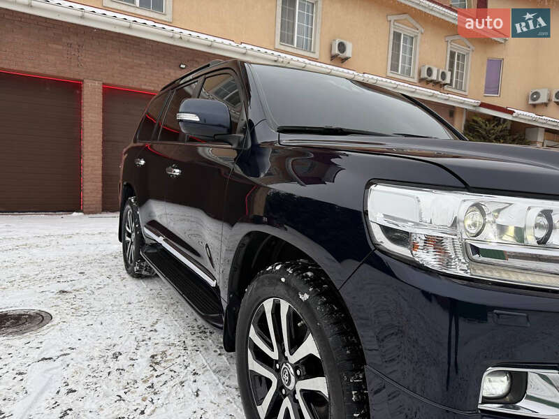 Внедорожник / Кроссовер Toyota Land Cruiser 2016 в Киеве