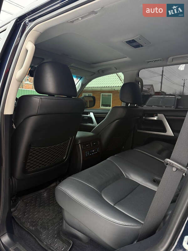 Внедорожник / Кроссовер Toyota Land Cruiser 2016 в Киеве