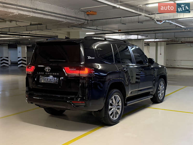 Внедорожник / Кроссовер Toyota Land Cruiser 2021 в Киеве фото 8 Внедорожник / Кроссовер Toyota Land Cruiser 2021 в Киеве
