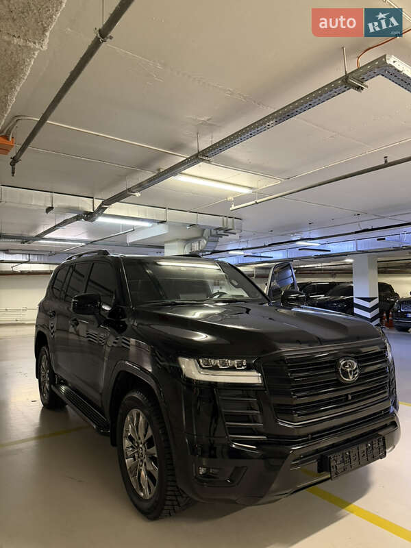 Внедорожник / Кроссовер Toyota Land Cruiser 2021 в Киеве фото 17 Внедорожник / Кроссовер Toyota Land Cruiser 2021 в Киеве