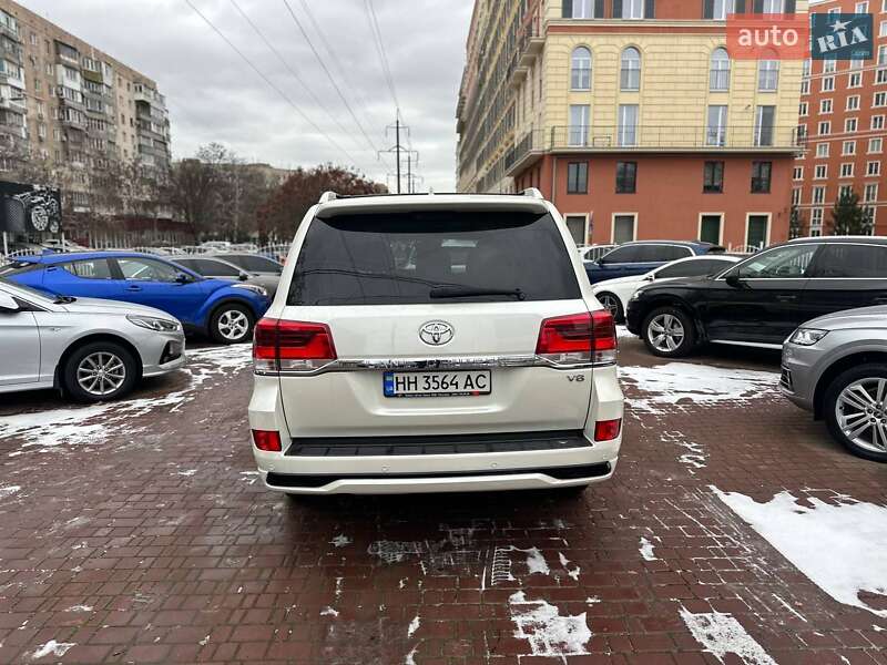 Внедорожник / Кроссовер Toyota Land Cruiser 2017 в Одессе