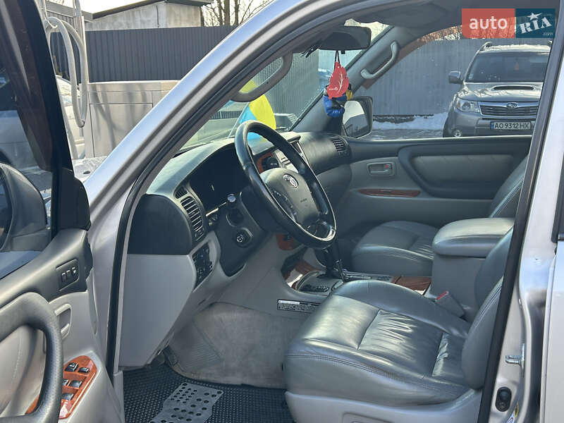 Внедорожник / Кроссовер Toyota Land Cruiser 2003 в Мукачево