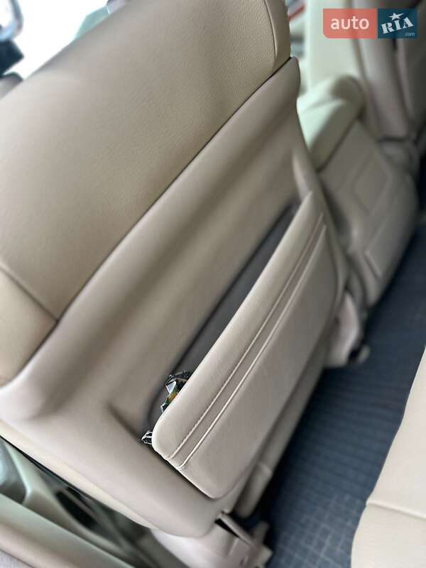 Внедорожник / Кроссовер Toyota Land Cruiser 2002 в Ужгороде