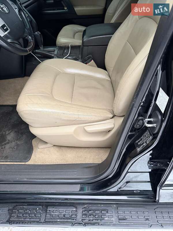 Внедорожник / Кроссовер Toyota Land Cruiser 2010 в Костополе фото 10 Внедорожник / Кроссовер Toyota Land Cruiser 2010 в Костополе