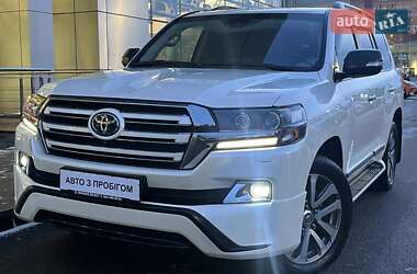 Внедорожник / Кроссовер Toyota Land Cruiser 2017 в Киеве