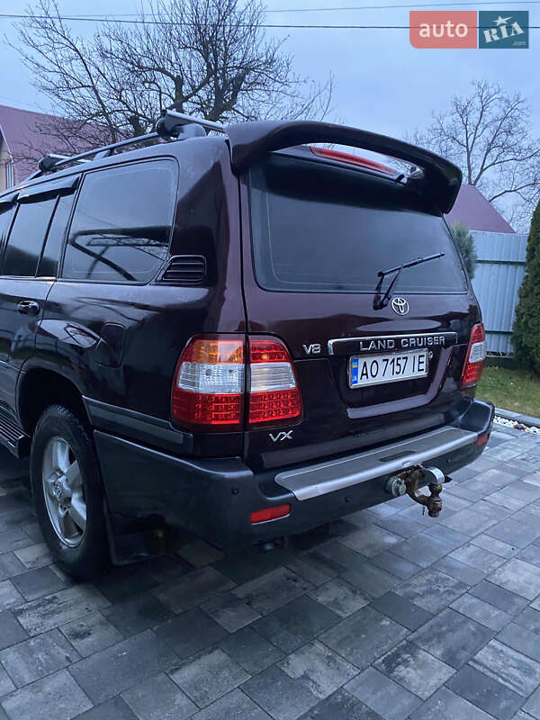 Внедорожник / Кроссовер Toyota Land Cruiser 2004 в Тячеве