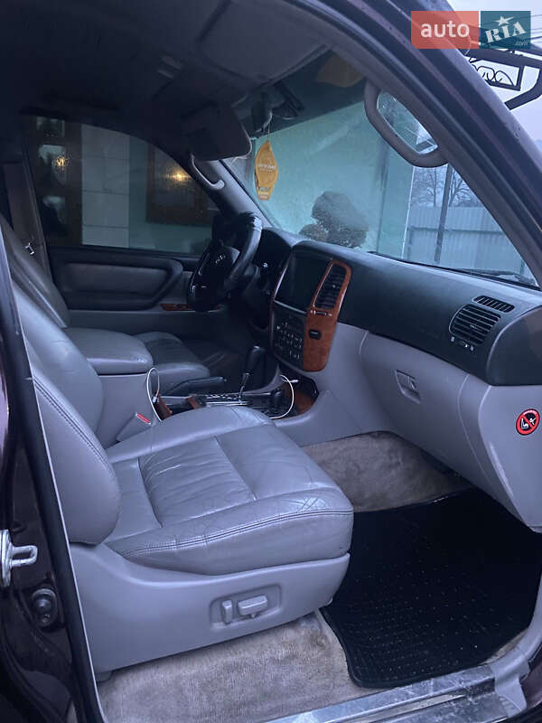 Внедорожник / Кроссовер Toyota Land Cruiser 2004 в Тячеве