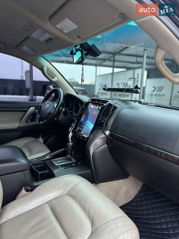 Позашляховик / Кросовер Toyota Land Cruiser 2008 в Києві