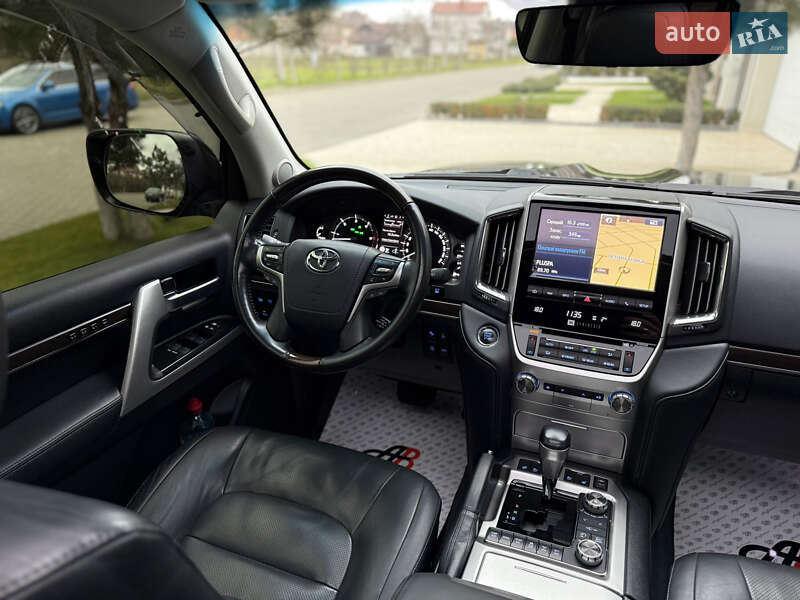 Позашляховик / Кросовер Toyota Land Cruiser 2015 в Одесі