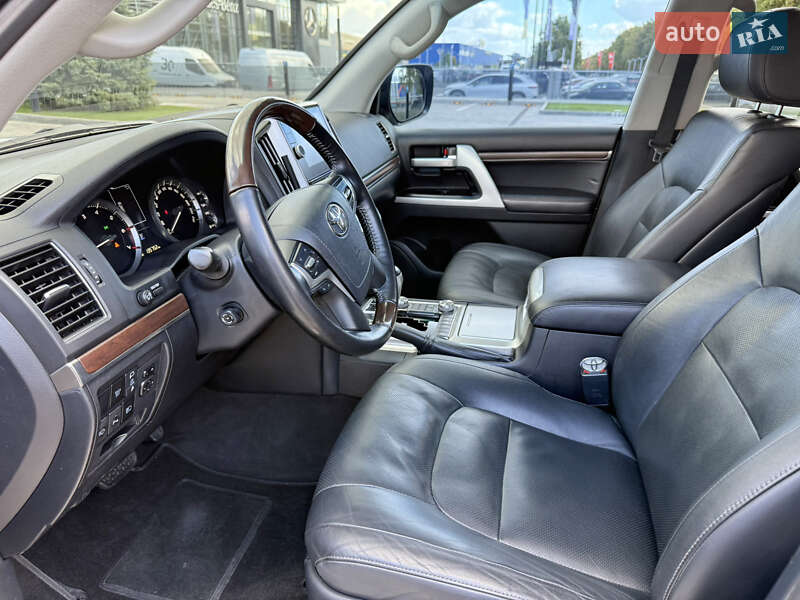 Внедорожник / Кроссовер Toyota Land Cruiser 2020 в Днепре