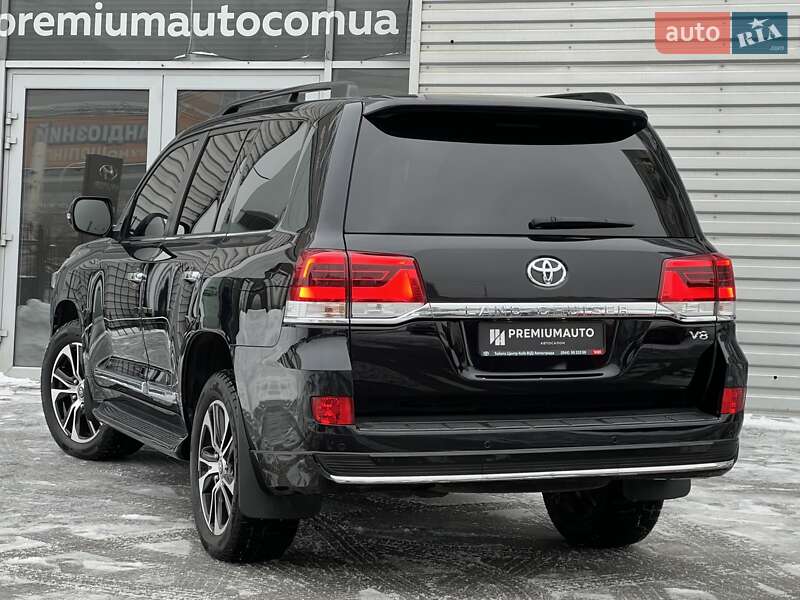 Позашляховик / Кросовер Toyota Land Cruiser 2016 в Києві фото 8 Позашляховик / Кросовер Toyota Land Cruiser 2016 в Києві