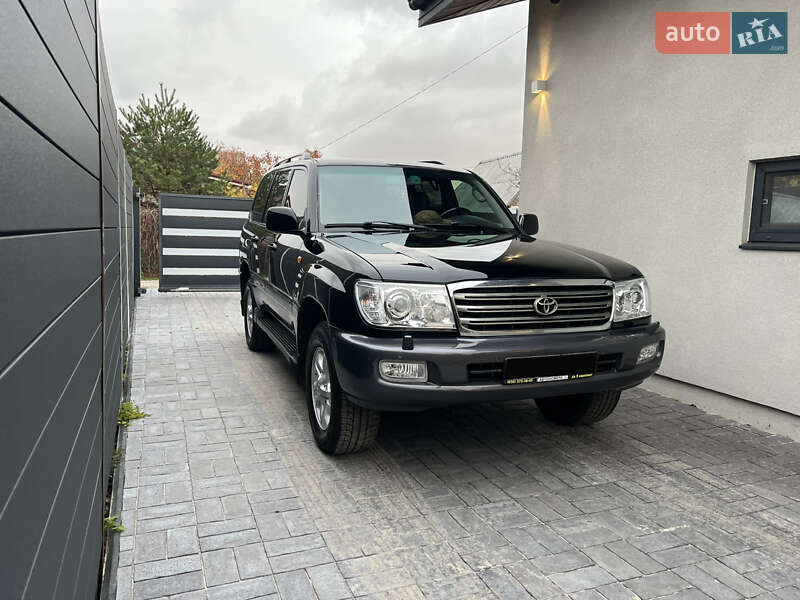 Внедорожник / Кроссовер Toyota Land Cruiser 2006 в Днепре