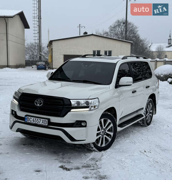 Внедорожник / Кроссовер Toyota Land Cruiser 2016 в Львове фото 5 Внедорожник / Кроссовер Toyota Land Cruiser 2016 в Львове