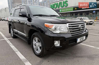 Внедорожник / Кроссовер Toyota Land Cruiser 2013 в Киеве
