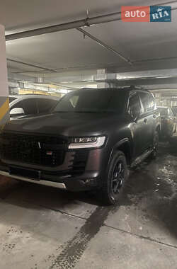 Внедорожник / Кроссовер Toyota Land Cruiser 2022 в Киеве