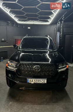 Внедорожник / Кроссовер Toyota Land Cruiser 2020 в Киеве
