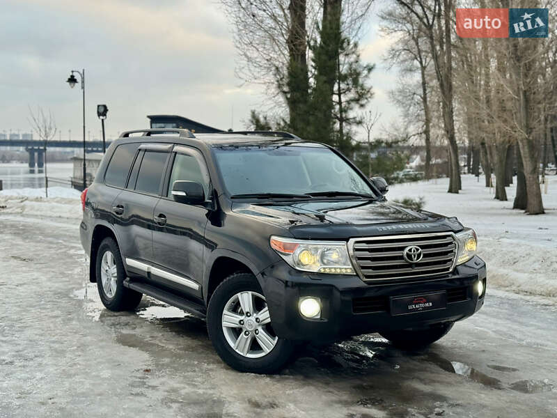 Toyota Land Cruiser 2013 Toyota Land Cruiser 2013