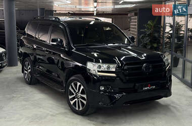 Позашляховик / Кросовер Toyota Land Cruiser 2017 в Одесі