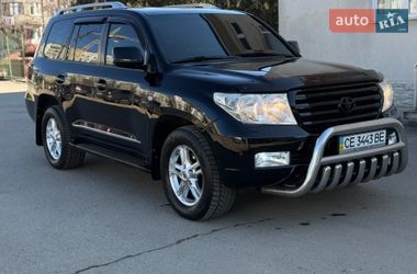 Позашляховик / Кросовер Toyota Land Cruiser 2011 в Чернівцях