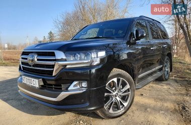 Позашляховик / Кросовер Toyota Land Cruiser 2020 в Івано-Франківську
