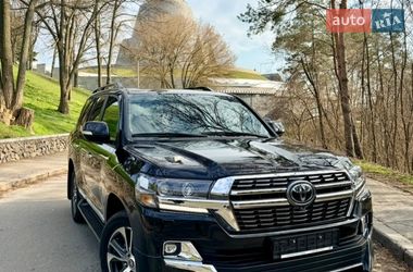 Позашляховик / Кросовер Toyota Land Cruiser 2020 в Києві