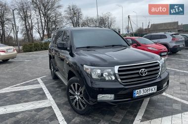 Внедорожник / Кроссовер Toyota Land Cruiser 2011 в Виннице